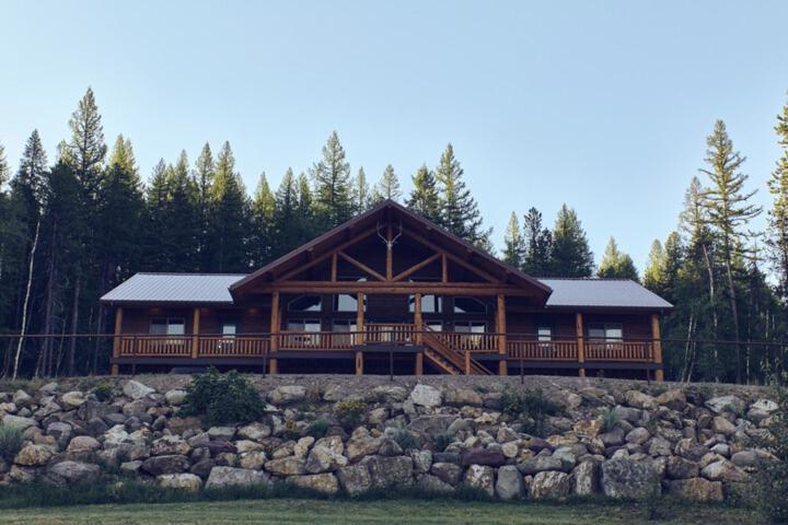 Paddle Ridge Villa West Glacier Luaran gambar