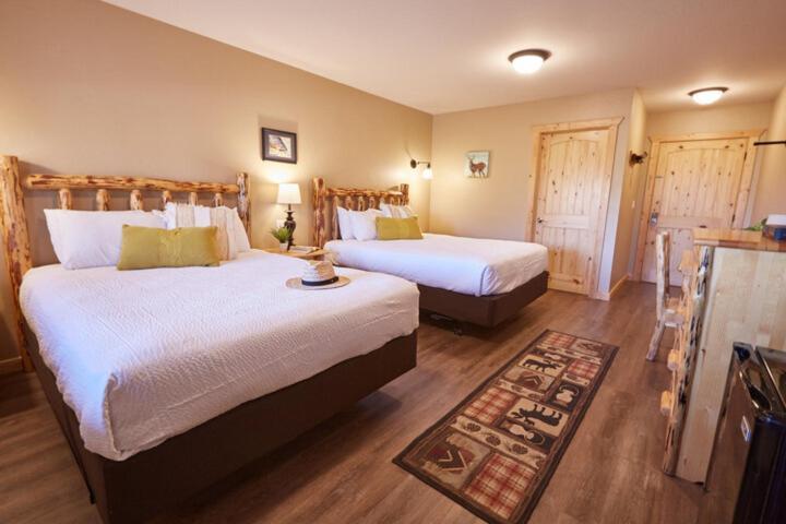 Paddle Ridge Villa West Glacier Luaran gambar