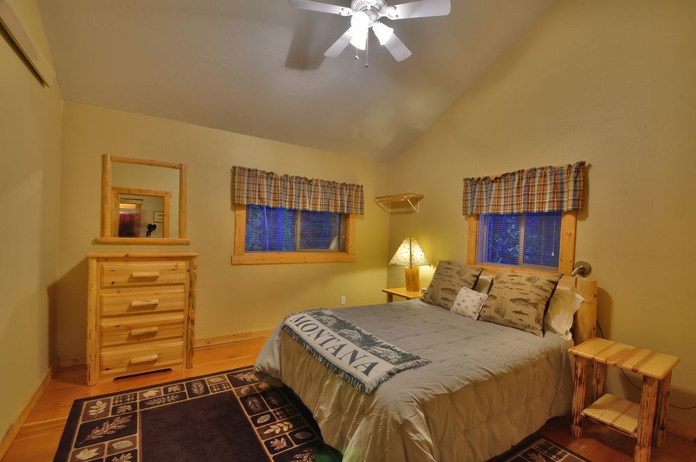 Paddle Ridge Villa West Glacier Luaran gambar
