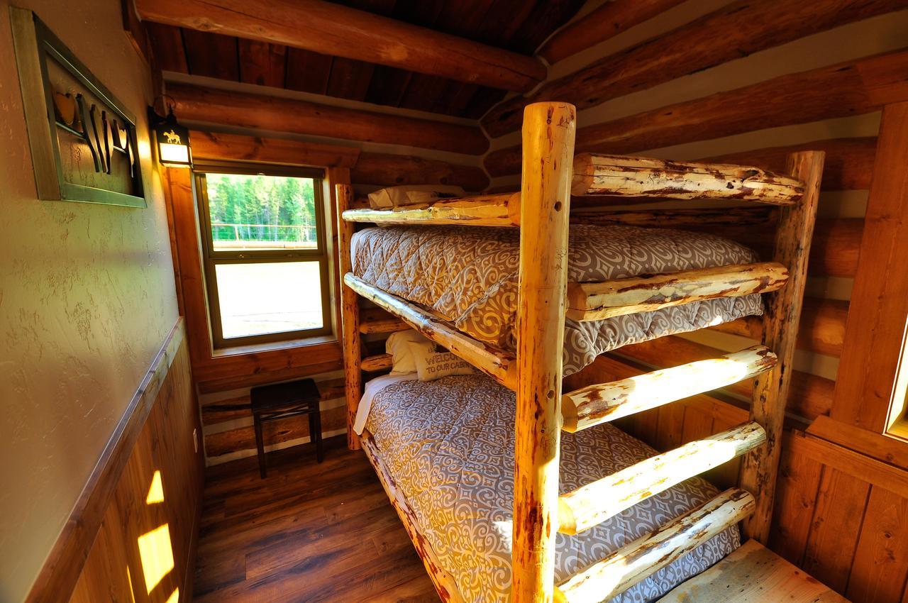 Paddle Ridge Villa West Glacier Luaran gambar