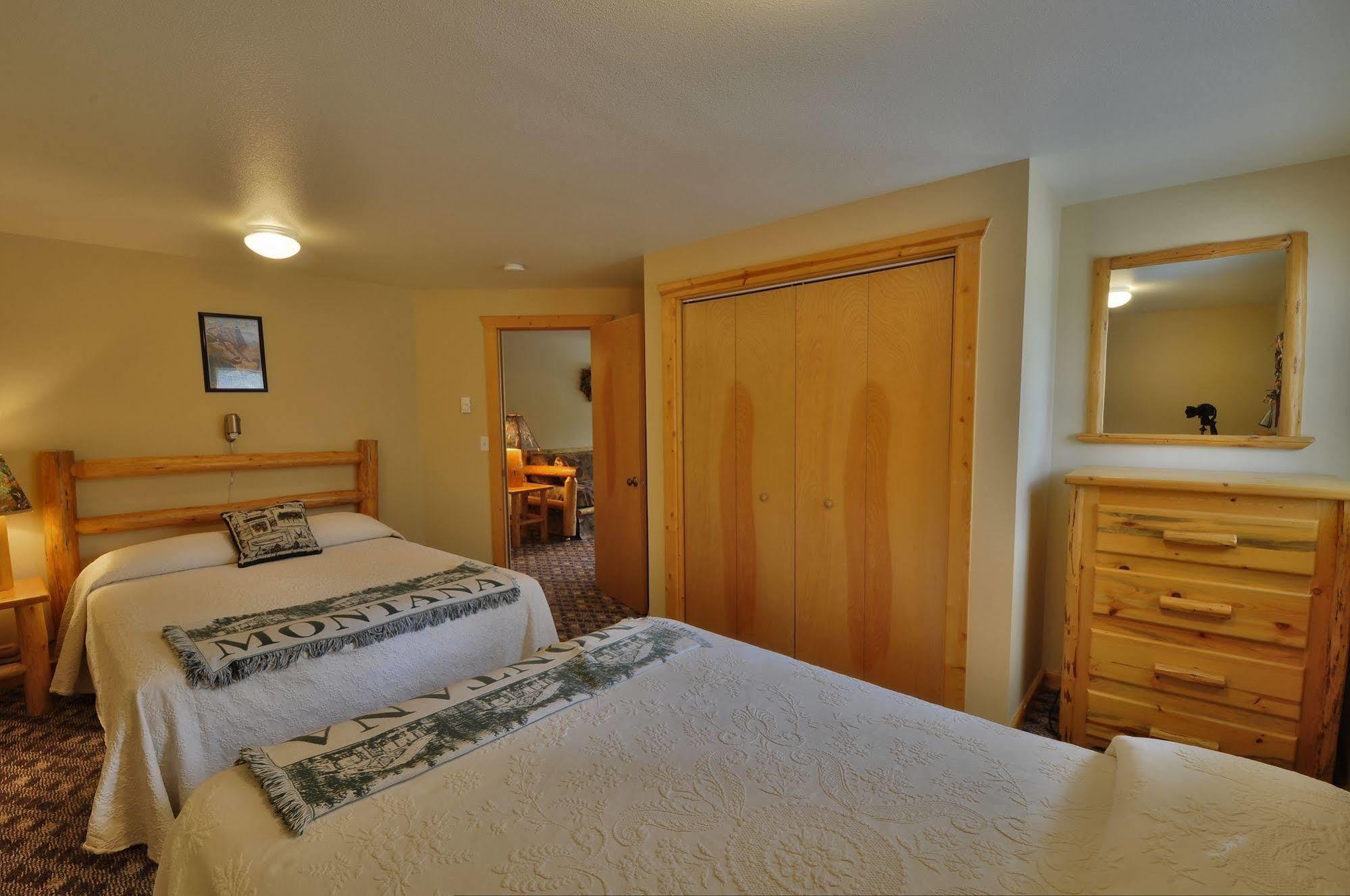 Paddle Ridge Villa West Glacier Luaran gambar